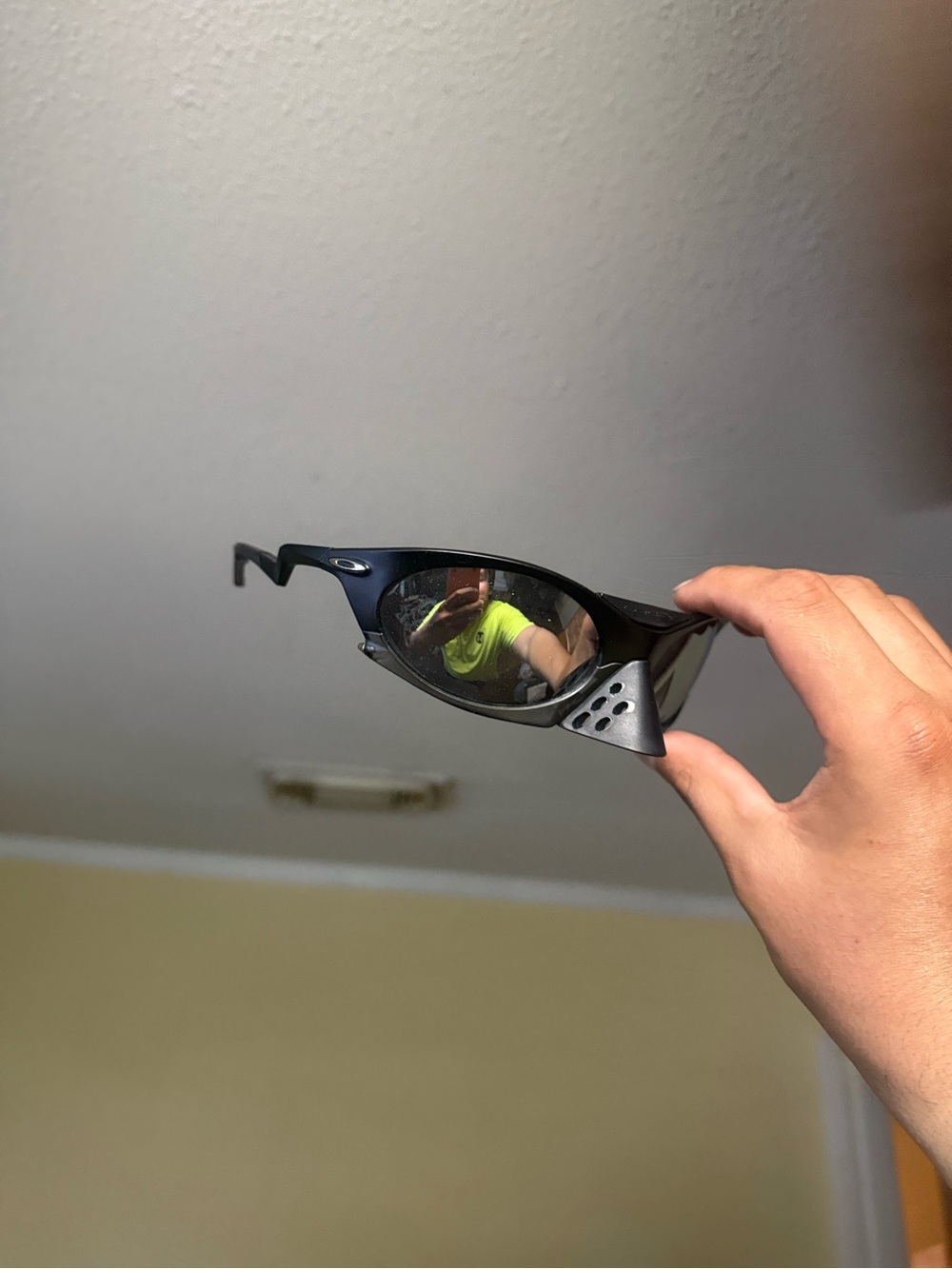 Oakley Men’s Matte Black Performance Sunglasses with Silver Accents